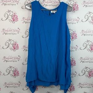 Cristina B tank top flow fairy hem sky, blue Chic Blue Sleeveless Blouse